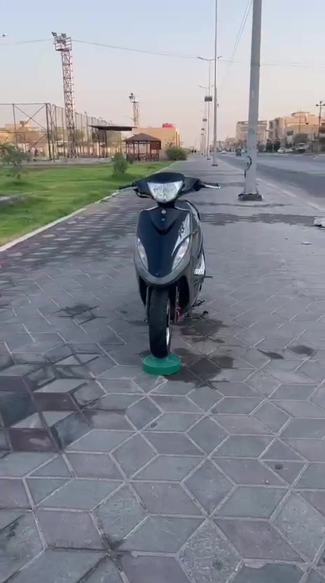ماكس عدله كفاله عامه صارلها عشرين يوم من نازله رمبه مراوس ابوليس مصطره فقط🔥  مكاني بصره لامن الداخلي تگدر توضح شنو الموديل بالضبط؟ يعني ماكس شنو/سنة الصنع وشكد الممشى؟: 
2007 
وين موقعك بالعراق حتى الناس تعرف منين تستلم الغرض؟: 
البصره لامن الداخلي 
بي أي ملاحظات أو عطل غير اللي ذكرتَه، أو بيه رش/صبغ/حادث قبل؟: 
كفاله 
الكفالة العامة شكد مدتها بالضبط وشويا تفاصيلها شنو تشمل؟: 
محرك غراض اصلي 
ترغب تسلّمه يد بيد لو شحن/توصيل، وشنو آخر سعر تريد تثبته؟: 
راس براس 
