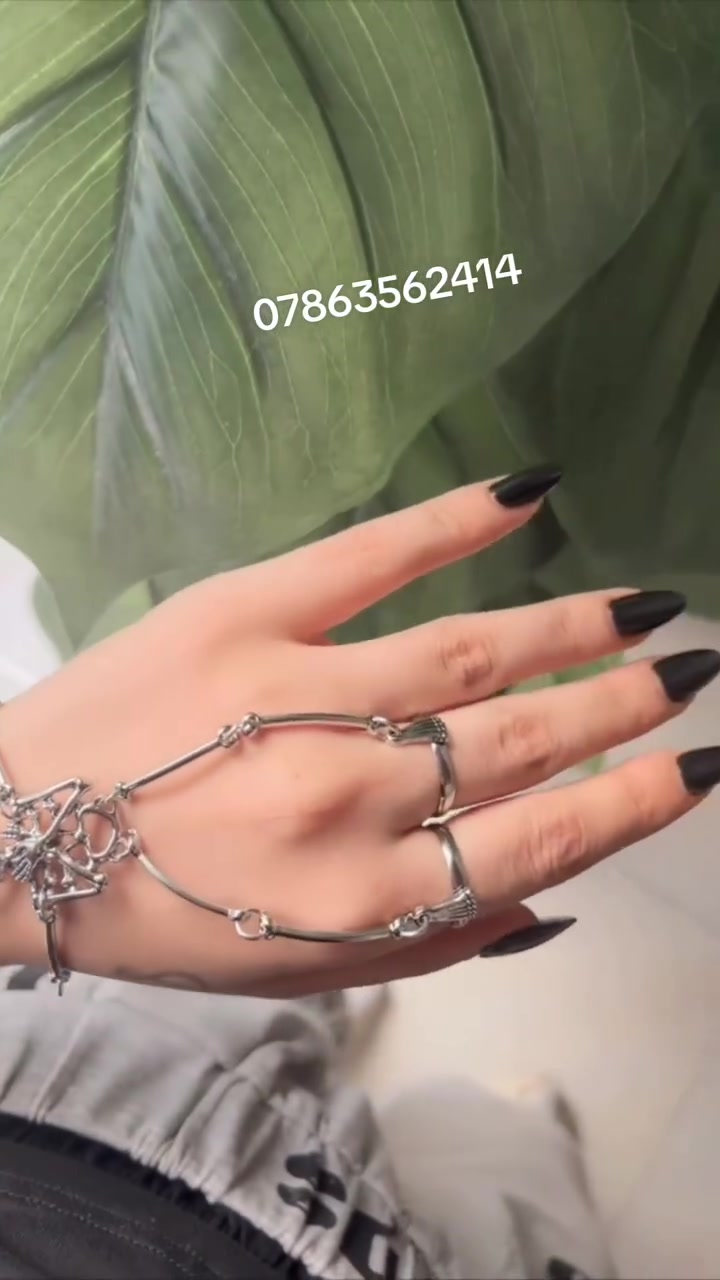 سوار هيكل عظمي • ستايل ملفت • مناسب بنات وشباب