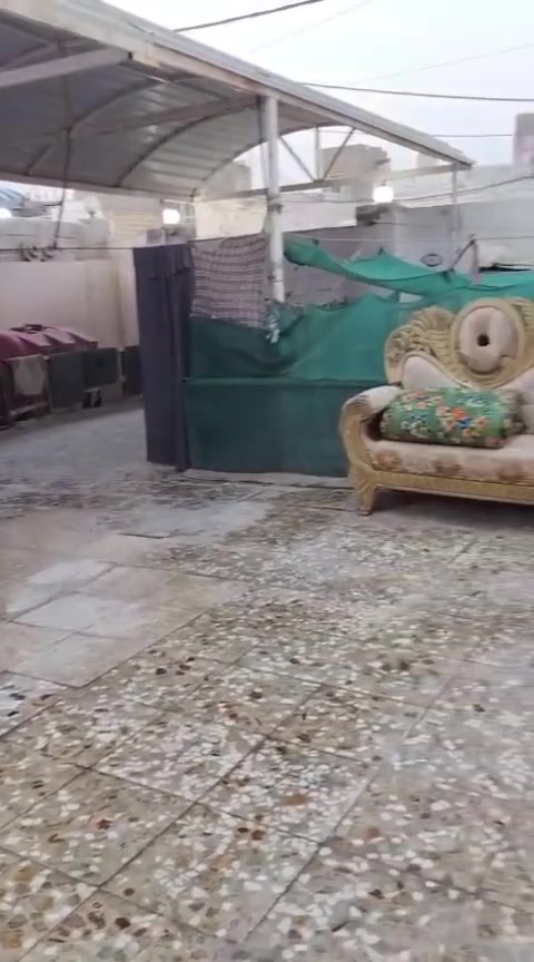 بيت • ٣٠٠م • شارع المطار