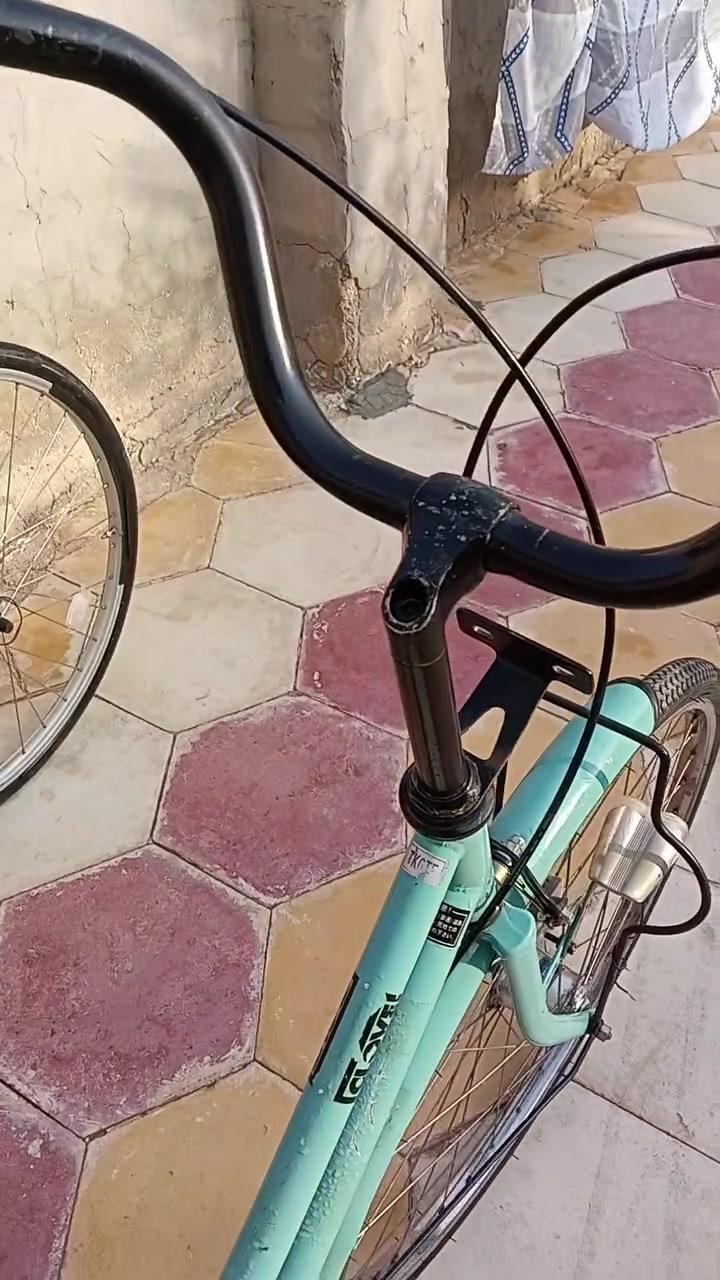 للبيع

سلام عليكم باسكل للبيع سعر 125 وبيه مجال بسيط 

الباسكل نضيف وكامل وحساس وره وكدام ختم واحد 
لون مميز وشركه كلوف حاويه 
مكاني نجف ناحيه الحيره توصيل ماعندي 
الشراي خاص ***********
