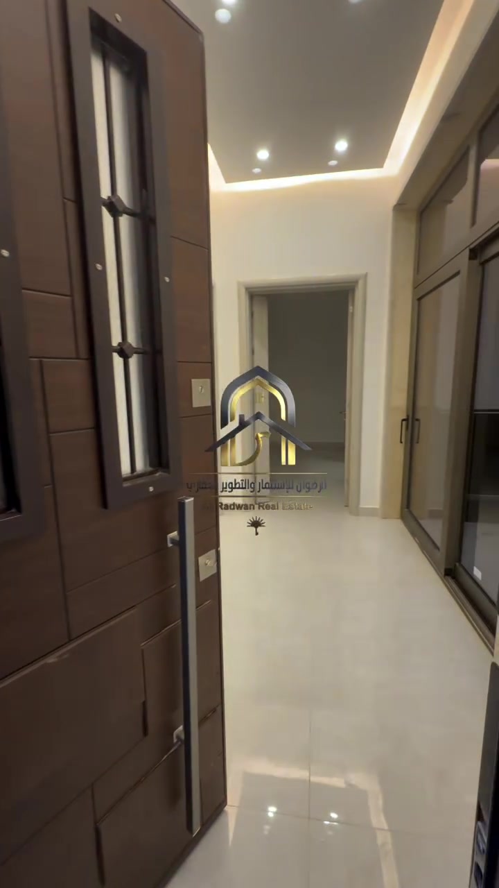 شقة فاخرة للإيجار ضمن بناية حديثة

📍 البصرة | البراضعية | شارع سيد أمين

━━━━━━━━━━━━━━━━━━━━

المواصفات:

◾ الطابق الثاني
◾ مصعد حديث
◾ ثلاث غرف نوم ماستر
◾ صالة كبيرة جدًا
◾ مطبخ واسع
◾ منظومة إنذار حريق متكاملة
◾ منظومة إطفاء حديثة
◾ جميع الخدمات متوفرة
◾ مناسبة للشركات، والمكاتب الرسمية، وكافة الأنشطة التجارية المجازة

━━━━━━━━━━━━━━━━━━━━

بدل الإيجار: 1,500 دولار أمريكي شهريًا

السعر نهائي وغير قابل للتفاوض

━━━━━━━━━━━━━━━━━━━━

للاستفسار والحجز:

📞 ***********
📞 ***********

📌 رقم الإعلان: 95

📍 العنوان:
البصرة – البراضعية – بداية شارع سيد أمين

الرضوان للاستثمار والتطوير العقاري
بيع • شراء • إيجار • استثمار • إدارة أملاك

━━━━━━━━━━━━━━━━━━━━

#الرضوان_للاستثمار_والتطوير_العقاري #البصرة #البراضعية #شارع_سيد_أمين #شقة_للإيجار #شقق_فاخرة #عقارات_البصرة #Basra #RealEstate #LuxuryApartment #ForRent #إيجار #استثمار #شركات #مكاتب #عقارات_العراق #اكسبلور #Explore  #explore
