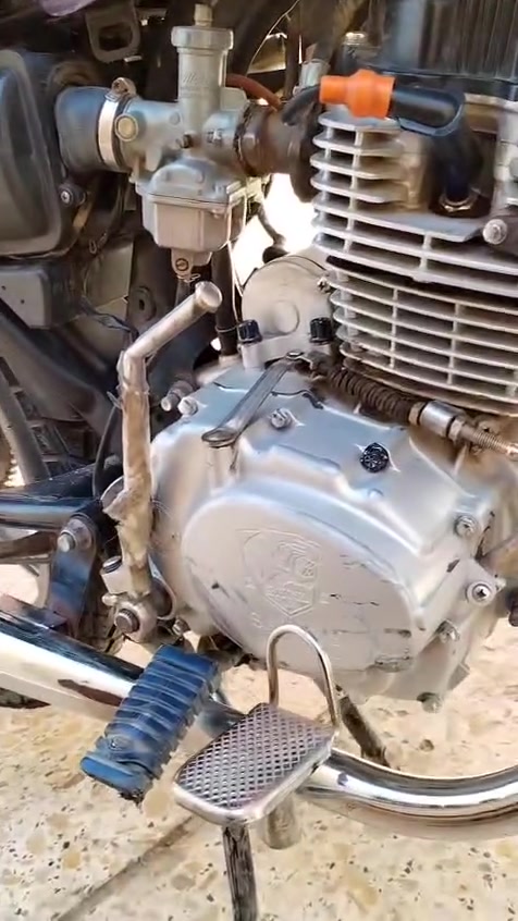 اعاده نشر بسبب وعود الكاذبه 🔥
إيراني سيفان خمسه كير ٢٠٢٢  للبيع او مراوس حسب قناعه
الدراجه نضيفه مثل ما موضحه كدامك بل صور 
دراجه شغاله صلف هندر وكهربائيات شغاله 
الدراجه سعرها ٤٧٥وبيها مجال مكاني الفلوجه 
لل استفسار واتساب ***********
