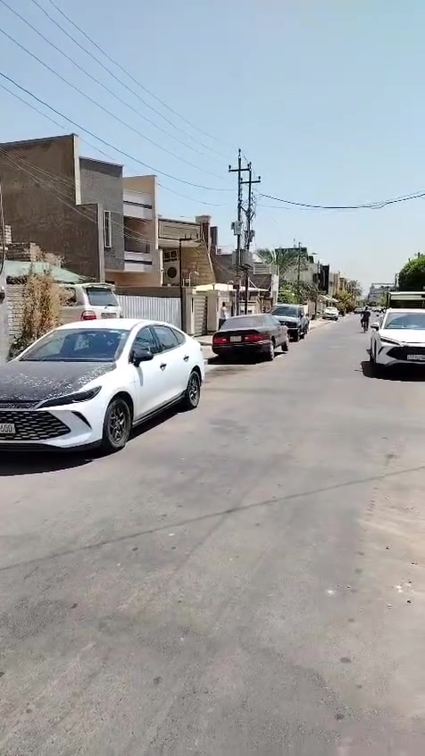 للبيع مستعجلين
البيت بسمي 
3 غرف نوم وصاله ومطبخ وصحيات 
البيت ملك صرف 130 متر 
العنوان//الدوره// الاثوريين// فرع مدرسه النهضه 
تفاصيل اكثر إتصال برقم 
***********
***********
