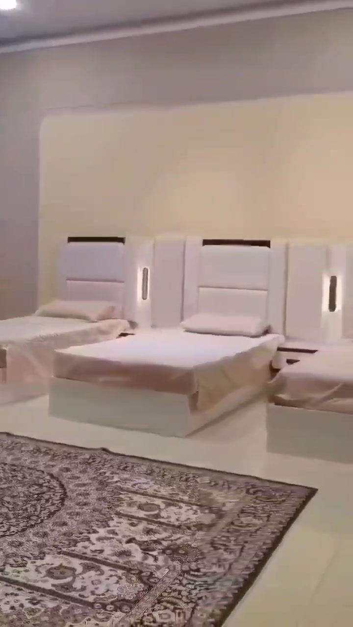 غرفة نوم نورين ابواب 9 قطع شبابية معمل اصلي درجة اولى📢

نفس الصورة بالضبط💯
ابواب الوسط المنيوم 
انارة لد بالكنتور 
برغي وجوي حديد
سرير سيباية حديد
نرمايد هيدروليك 
سكك ثلاث مراحل  
متوفرة بلون كريمي
كنتور 6 باب قياس 225سم✅
ملحق كنتور 2 باب 75سم✅
سرير عدد 3... 90*200✅
كومديات عدد 2✅
ميز تواليت✅
مراة قيافه✅

 
السعر  1125000💰
شد ونقل بغداد مجاني 

توصيل محافظات 75000
*********** واتساب 
***********
