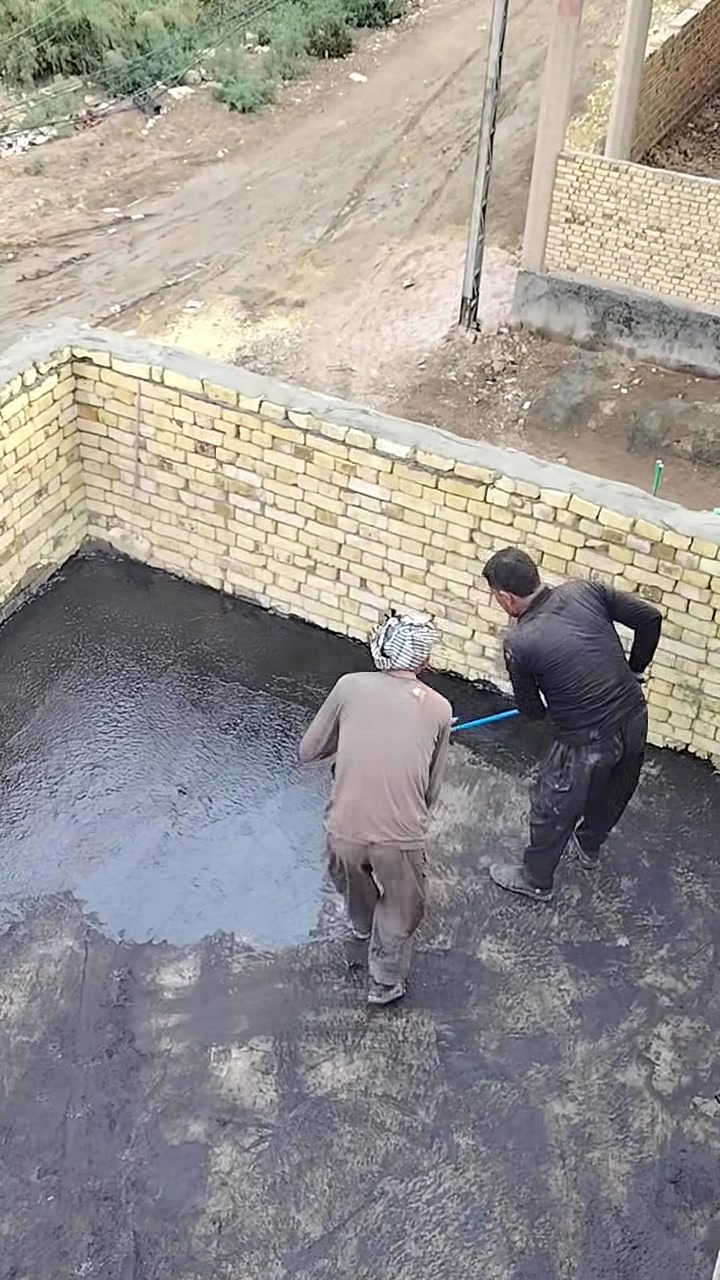 #فلوسك_عندك_لمن_يكمل_سطحك 💸
***********
تم إنجاز السطح حسب المواد المطلوبة:
🛠 زفت + فلانكوت + نايلون + اشتايكر السماوة
✂ كص كوسره
✅ شرط الفحص بالماء + استلام من قبل #مهندس_كرسته
🔧 صيانة الماستك والأسطح القديمة متوفرة

📍 متواجدين: الناصرية – أقضية ونواحي
***********
