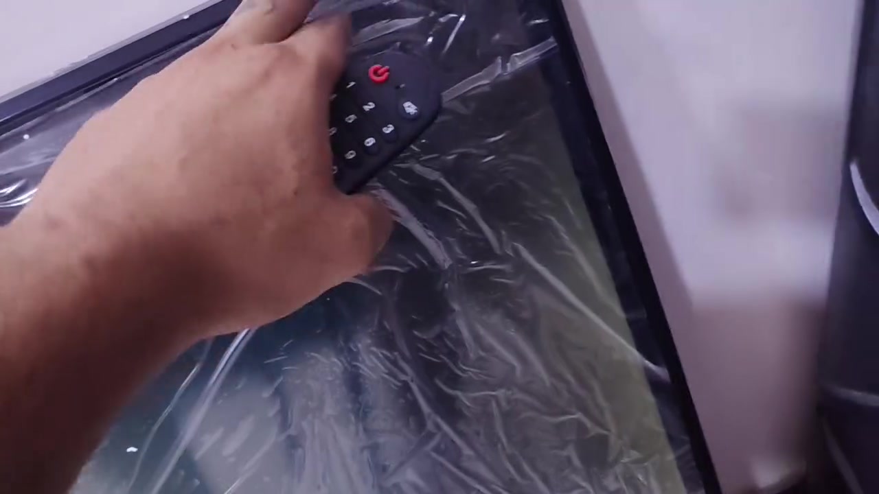 نوع LG UHD
ضد الكسر
الشاشه ناطقه جميع البرامج شغاله
بيه برنامج يشغل جميع مباريات بين سبورت قنوات ولافلم ولمسلسلات المدبلجه
4K
يوتيوب كلش سريع  تحكم كلش سلس 
الشاشه جديد لوك بلجيس
ضمان
سعره 350
مكاني بغداد مدينه الصدر
*********** هاتف واتساب
