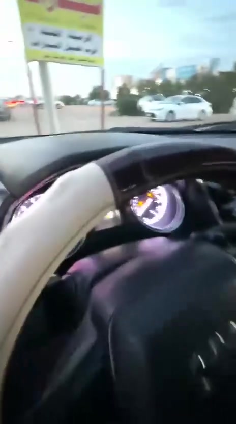 🚘 للبيع تويوتا كامري 2019 – أمريكي 🇺🇸
🔹 الماركة: تويوتا
🔹 الموديل: كامري
🔹 السنة: 2019
🔹 اللون: رمادي
🔹 القير: أوتوماتيك
🔹 الوقود: بنزين
🔹 الاستيراد: أمريكي 🇺🇸
🔹 العداد: 80.004 ميل
🔹 اللوحة: خصوصي
🔹 مدينة اللوحة: القادسية 
📌 وضع السيارة:
السيارة 3 قطع أمريكي، والحادث موضح بالصور بكل شفافية.
وبالعراق بيها باب السائق صبغ، أثر دگّة بسيطة، وباقي التفاصيل واضحة بالصور.
✅ مواصفات الأمريكي المعروفة
❄️ تبريد
🎛️ تحكمات
📸 جميع الصور مرفقة وتوضح حالة السيارة من جميع الجهات.
السيارة موجودة بلسماوة_الرميثة  📍
🔴 الرجاء المعاينة قبل الاتفاق، والسوم للجادين فقط.
💵 /155 ورقة، وبها مجال بسيط وحلو 
📞 للتواصل: [***********]
#تويوتا #كامري #كامري_2019 #كامري_امريكي #سيارات_للبيع #سيارات_بغداد #سيارات_العراق
