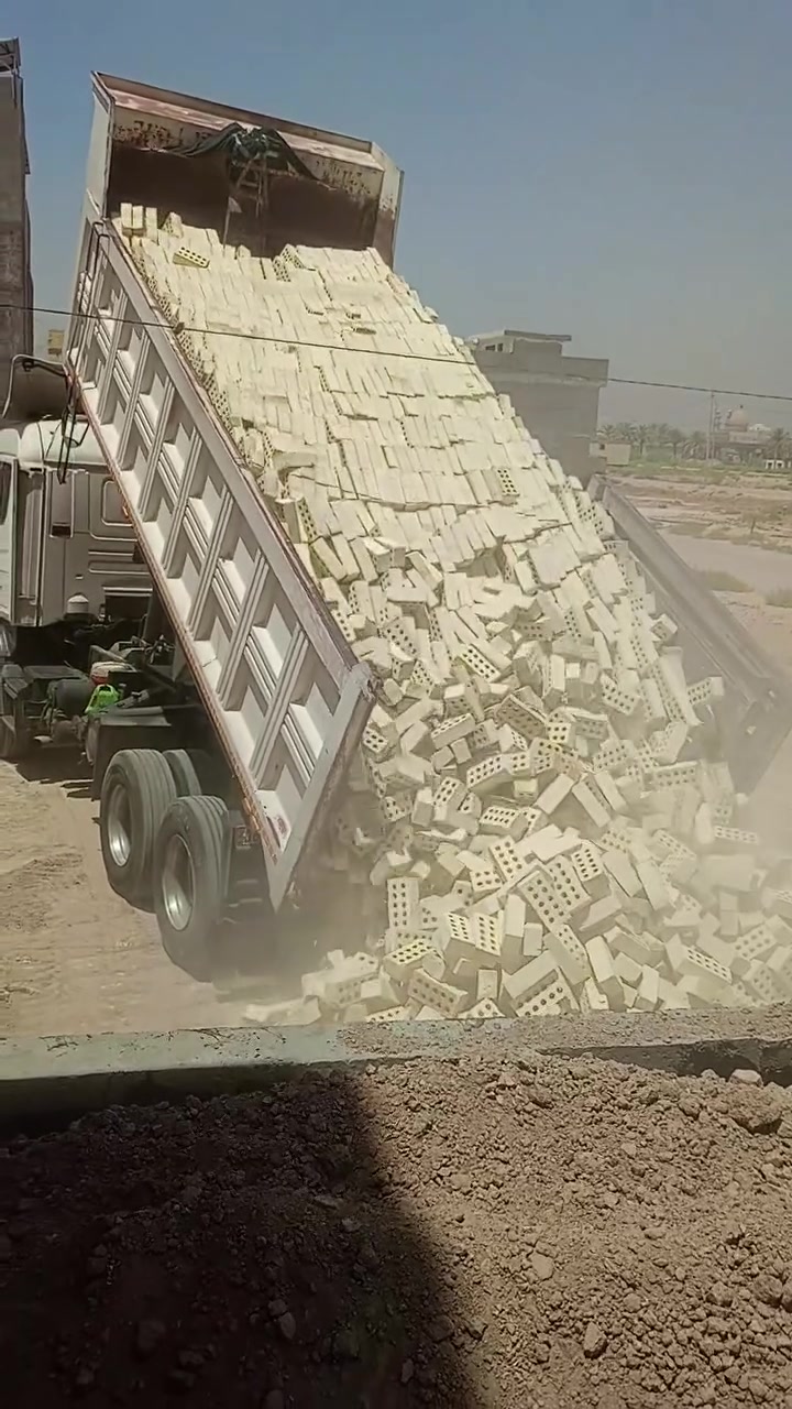 السلام عليكم تجهيز طابوك شرط المكلاب قوه ولون وبياض ***********
