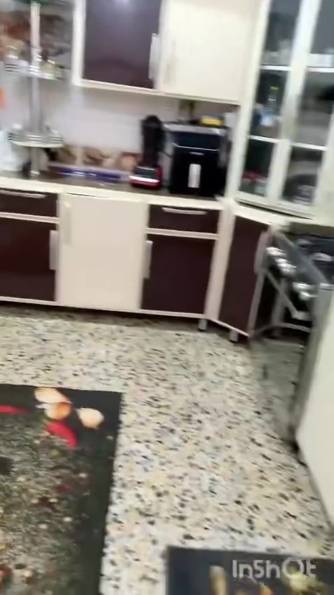 يوجد بيت مساحة ١٥٠ متر بناء حديث
في منطقة حي الجهاد الاحرار قريب للسوك 

مجاور المجمع البناني الطبي 

السعر ٧٥ مليون 

يباع مبادرة ونقداً

‬ ‭***********‬

 ‬

‬
