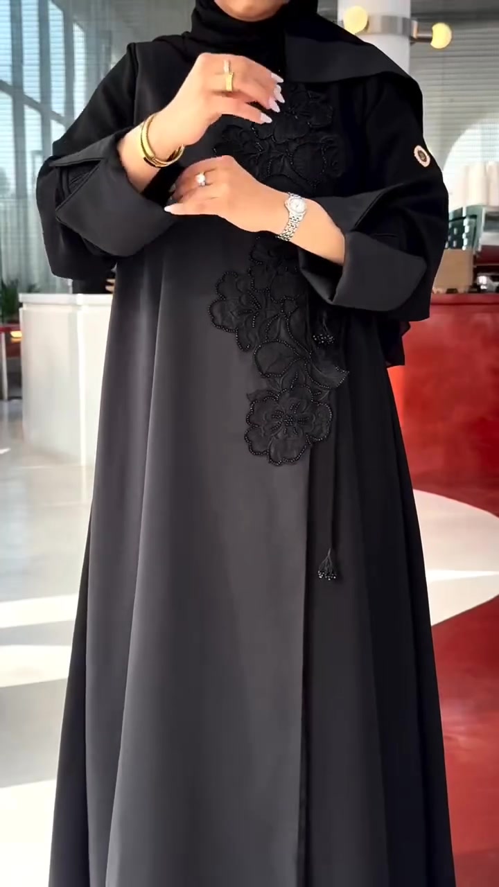 📜القصه عمليه وفخمه ومغلقه مناسبه لاول يوم دوام

ترتيب القصه تم دمج اكثر من خامه من الخامات العمليه واليابانيه انيقه بقصتها الفخمه وثبات الخام على الجسم بطريقه متقنه 🪄💎

متوفر جميع القياسات ✂️📐

للحجز والاستفسار التواصل خاص📩 او واتساب ***********📠

متوفر خدمة توصيل لجميع المحافظات العراق 🇮🇶📍

من أول قصّة بالمقص… إلى آخر لمسة بالماكينة ✂️🧵

هنا تبدأ الحكاية، وهنا يتحول القماش إلى قطعة تحمل بصمة

#الليليوم #AL_LILLOOM #خياطة #خياطة_عراقية #عبايات #عبايات_عراقي_تصميم_أزياء_تفصيل_شغل_يدوي_صنع_في_العراق_العراق_الكوت_واسط_مشروعي_رزقي_على_اللهخياطتي
