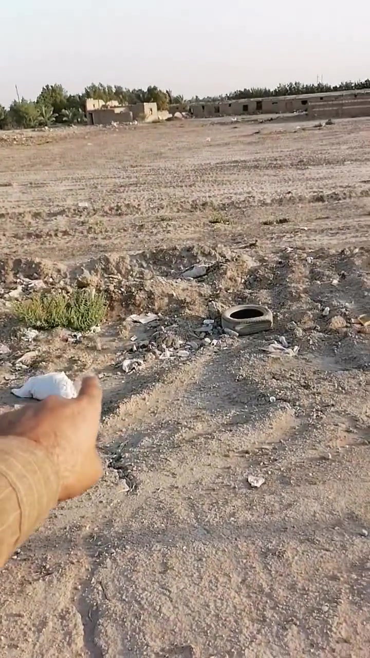 يا الله قطعة وجه ع شارع ابو الماش موقعها نهاية السايدين
مساحتهاا 200 متر 

رقم صاحب القطعة ***********
