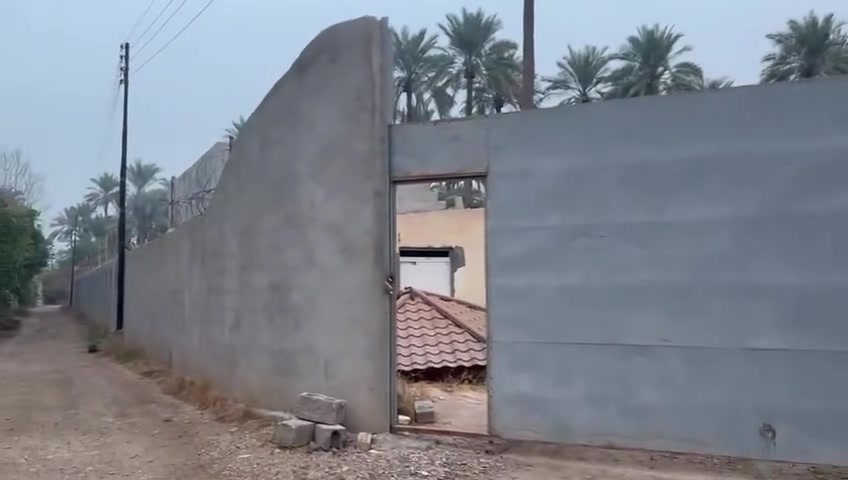 شركة دواجن للبيع مجازة دونمين مع بستان كهرباء ⚡️ وماء مكانها ناحية جديدة الشط قرية الحويش قرب منطقة الراشدية لاستفسار لاتصال على الرقم ***********
