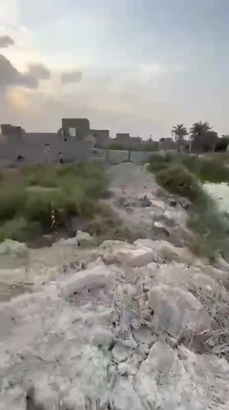 وقف سني • ٤٠٠م • نهر جاري