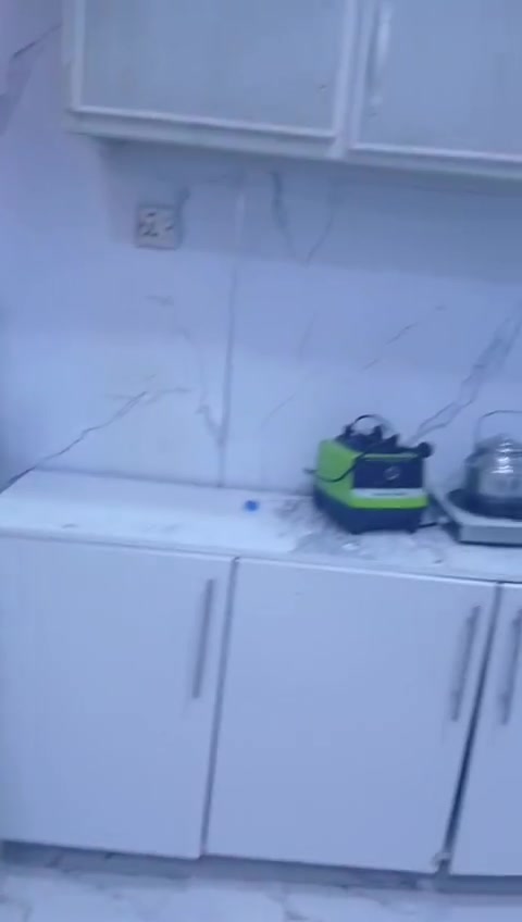 السلام عليكم كونترات للبيع رقم الهاتف ***********
