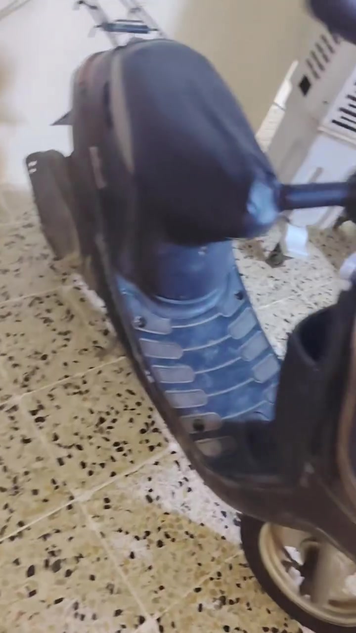 شباب ماطور بوتين للبيع كل شرط واللي يدق علينا خلي يدق علينا بس واتساب يرحم والديكم ان شاء الله يخلي يدق بس ***********
