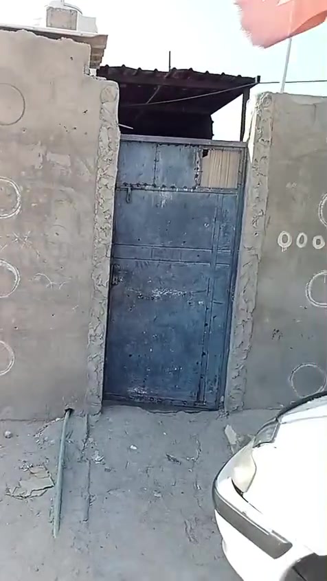 سلام عليكم اخون بيت تجاوز لبيع في منطقة اولاين بسعر 8 قابل التفاوض 
***********
