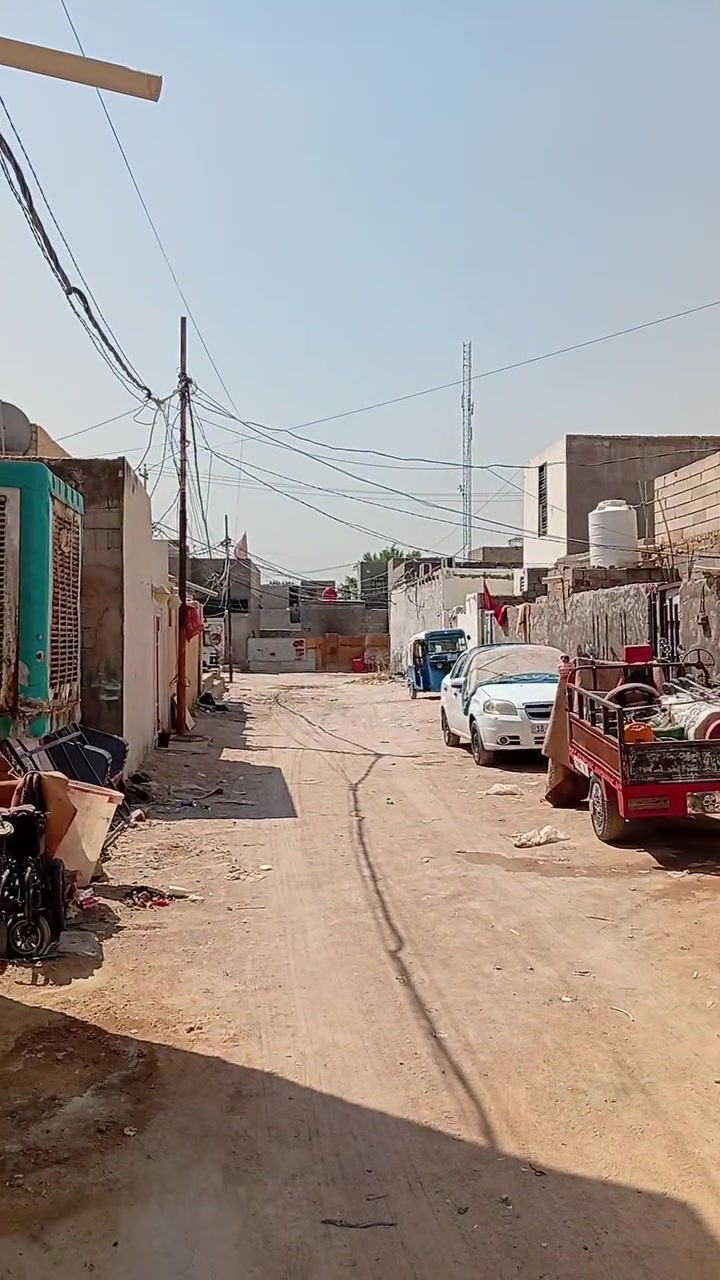 السلام عليكم دار للبيع مساحه 65 متر حي ميسان خلف سكلة الكرعاوي مجاور شارع الزوار
ستقبال او مطبخ وصاله وغرفه كامل من كلشي
السعر 19 وبي مجال الستفسار من صاحب الدار ***********
