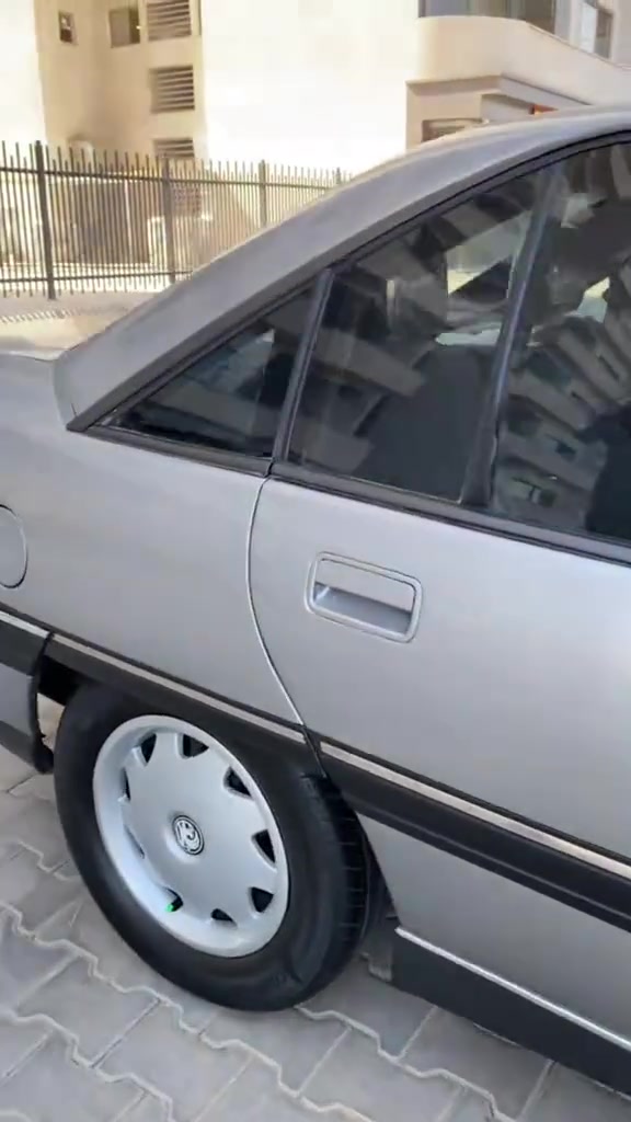 اوبل اوميغا • ١٩٩١