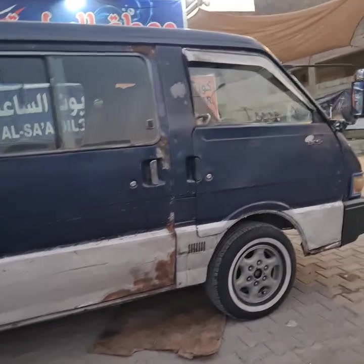 السلام عليكم كيه بسته للبيع رقم انكليزي بسمي موديل 95 هيه مصفره خط حي سنويه ساقطه شواصي معمره تخم تاير كهربائية  شغاله كلهه حداديه جديده كير ومكينه مكفوله السعر35 وبيهه مجال شي بسيط مكاني كربلاء حي العسكري العابد قرب جامع المهدي هاذه رقمي الشراي يتصل الخاص مقفل 🔒***********
