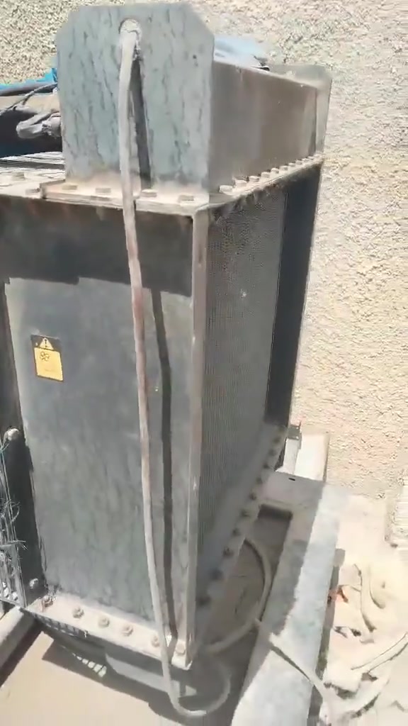 سلام عليكم مولد كمنز لبيع 30 كيفي خير من محرك مكفول مشتغله ساعات شري ينتصل على رقم ***********
