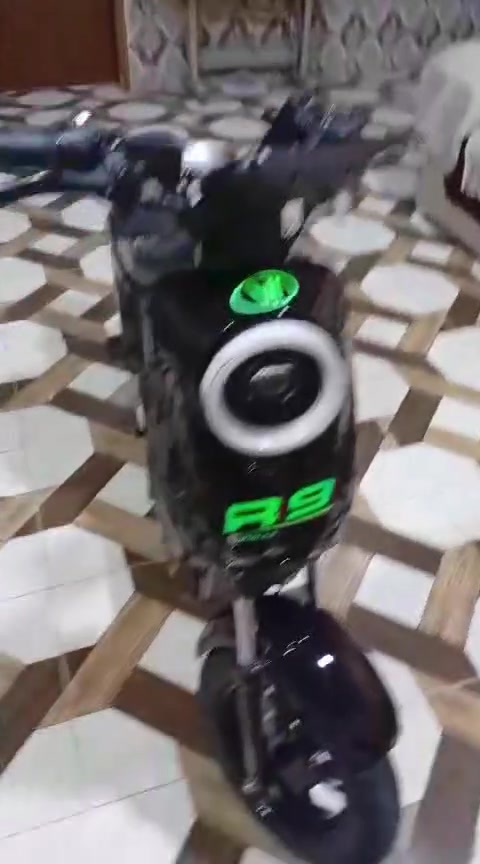 السلام عليكم شباب درجة للبيع نوع r9 مديل 26 دراجه جديده بطاريات 32انبير ولي دراجه تجي وشوف بنفسك عنوان بصره ابو الخصيب قرب الندلس سعر 425وبيهه مجال للشراي رقم ***********
