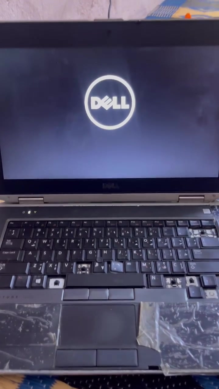 السلام عليكم لابتوب دل وياه هارد ssd 512
Cor i5 الجيل الثلث 
نقص فقط بطارية وهاي كم حرف بل كيبورد الجهاز كلش سلس وخفيف رام 4 السعر 65 الف قفل مكاني بغداد مدينة الصدر 
***********
