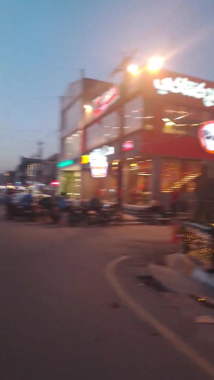 180متر العامريه 2300دينار المتر ***********
