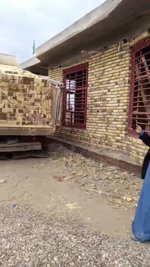 *********** السلام عليكم معمل طابوق الشوملي ابو غفولابو سعيد طابور و 7000 وبيها زايد 200 قويه طابو غفول وقويه هذا الرقم متصل عليه
