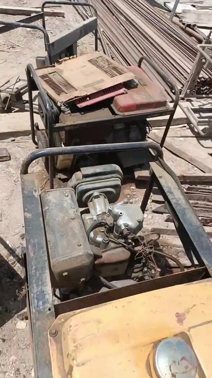 سلام عليكم اربع مولدات للبيع اني مشتريهن عتيگ وابيعهن عتيگ لحم ع باريه ماعرفهن شني ماشني كلهن بيهن سلف الواحد ب150 وبيهن مجال سوگ الشيوخ نهايه شارع الدجين ***********
