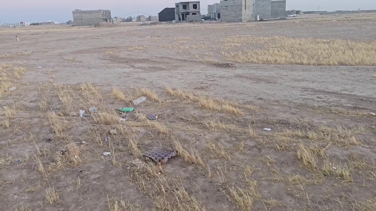 قطعتين طبك للبيع تكريت الديوم حي الكهرباء قرب شارع ٦٠ مساحة كل قطعه ٢٥٠ متر واجهه ١٢ونص نزال ٢٠ عرض شارع ١٢ متر 
للاستفسار 
***********
***********
بشار الكميت للعقار 
تكريت ديوم

