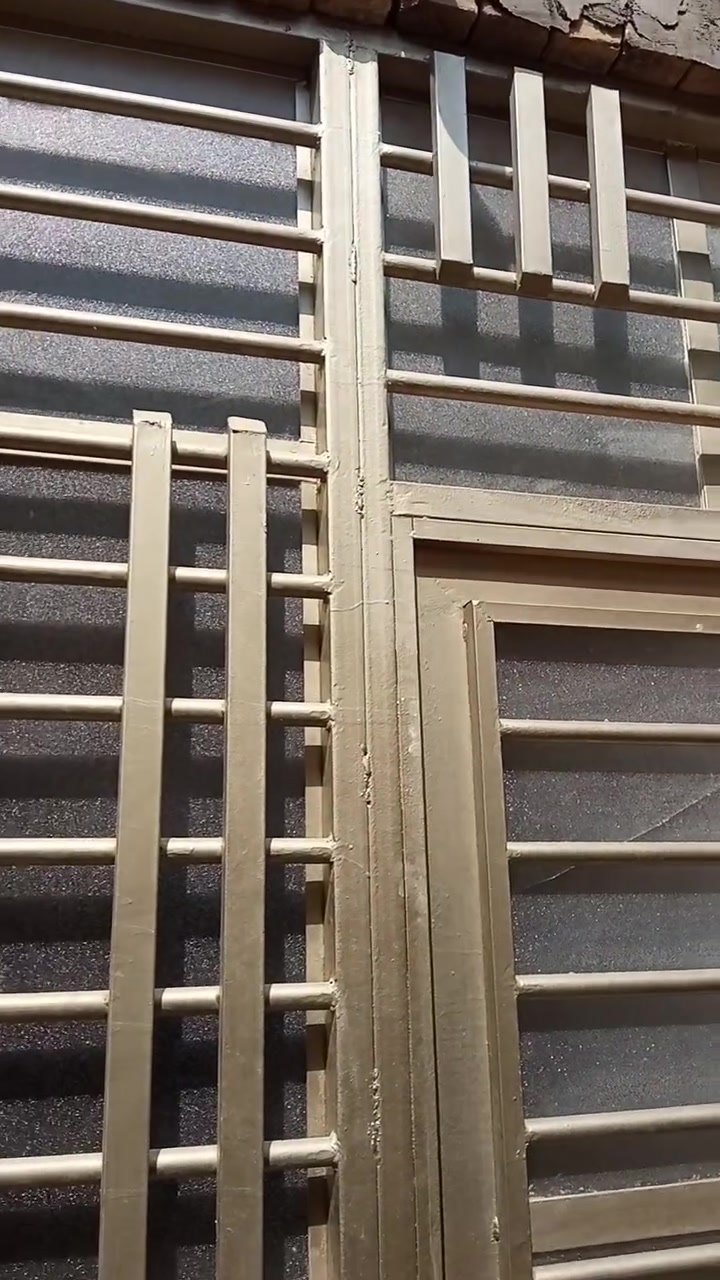 باب • شباك • ٢م٧٠