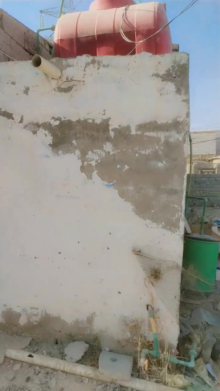 بيت زراعي للبيع في حي ميسان شارع جوهرة العرب فرع اسواق مجيد غرفه و صاله و حمام و مطبخ م ٦٠ السعر ٢٤ و بي مجال للاستفسار الاتصال على الرقم *********** واتساب

