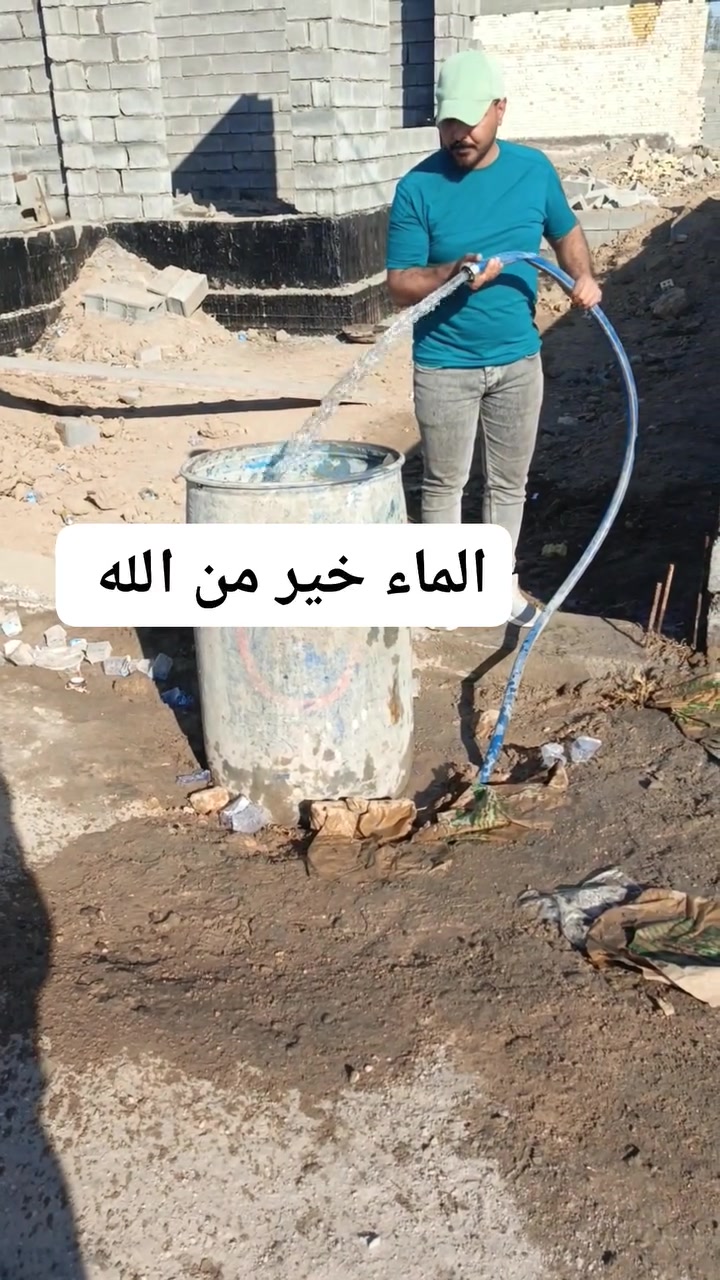 بيت للبيع ركن طابو زراعي سند 25
📍 حي الصحة – خلف حي الشرطة

📐 المساحة: 220 م²
📏 الواجهة: 11 م
📐 النزال: 20 م
       ارتفاع البيت 3.30 صافي 
🛏 يتكون من:
غرفتين + هول + مطبخ + استقبال

🧱 تفاصيل البناء:
سقف مسلح صب مركزي+بلوك بيت شاهين 

🚰⚡🛣💡 الخدمات:
ماء – كهرباء – تبليط – إنارة متوفرة بالكامل

📌 موقع ممتاز وهادئ    السعر 58 
📩 للاستفسار  ***********
