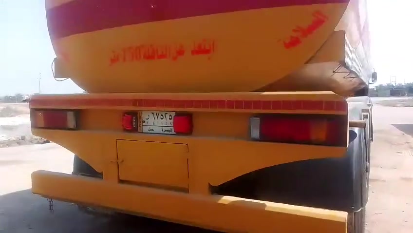 سلام عليكم... سكانيا 113مديل 1996 گير 4×4 صهريچ سحال مكينه ستندر تجفيت جديد قبل 10ايام مجفته فول نظافه   تبريد منضومه جديده توه شاده ثلج سياره مفعله GPS مع شهاده تكييل.. رقم بصره.. تخم تاير  .. المكان بصرة قضاء الدير الاستفسار ‏‪***********‬‏
