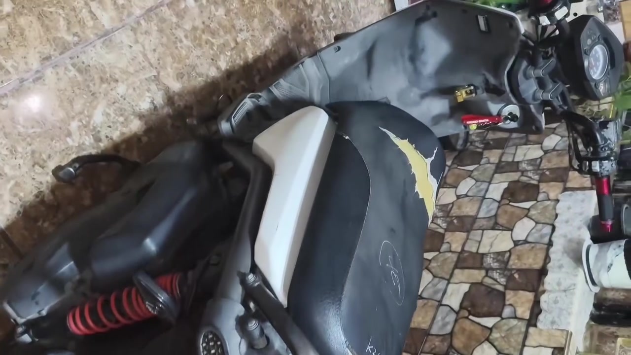 سلام عليكم.. 

سكنس جبلي للبيع دراجة مكفولة كفالة عامة برغي ما مفتوح بيه
جيب فيتر وافحص.. 

سعر.. مليون ٤٠٠ وبيه مجال حك جية 

عنوان . مدينة الصدر قطاع ٥٢ .. ***********
