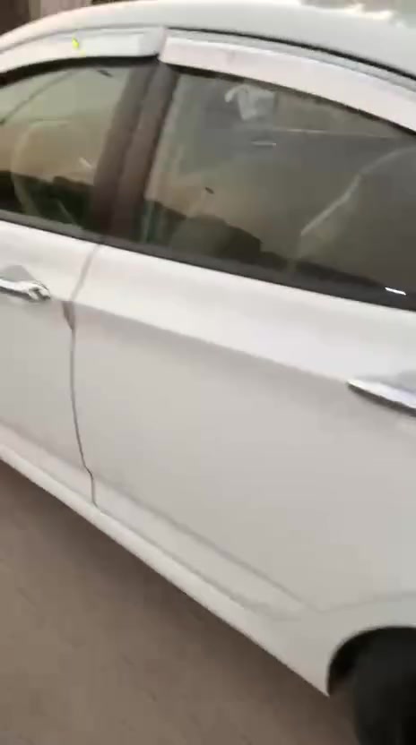 (مكلف بالنشر )
سيارة اكسنت ٢٠١٥ جاهزة من كلشي عدا شبر حار بالجاملغ الخلفي رقم بغداد ماشية ١١١ الف كم السيارة متحتاج ولا فلس تبريد شغال السعر ٩٥ $ وبيها مجال بسيط المكان بغداد للبيع او امراوس بنيسان سني هندي ٢٠٢٤ للاستفسار الاتصال على الرقم ***********
