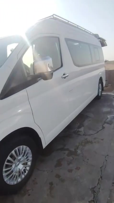 السلام عليكم..
هايسا 2023 فول فول  مواصفات اوتوماتيك 
السياره مكفوله كفاله عامه شرط السونار سيبايه درع امامي وخلفي 
دوشمه سعد الجنابي تخم تاير ماشيه 250الف 
مكان السياره واسط جصان 
ابو عباس ***********
