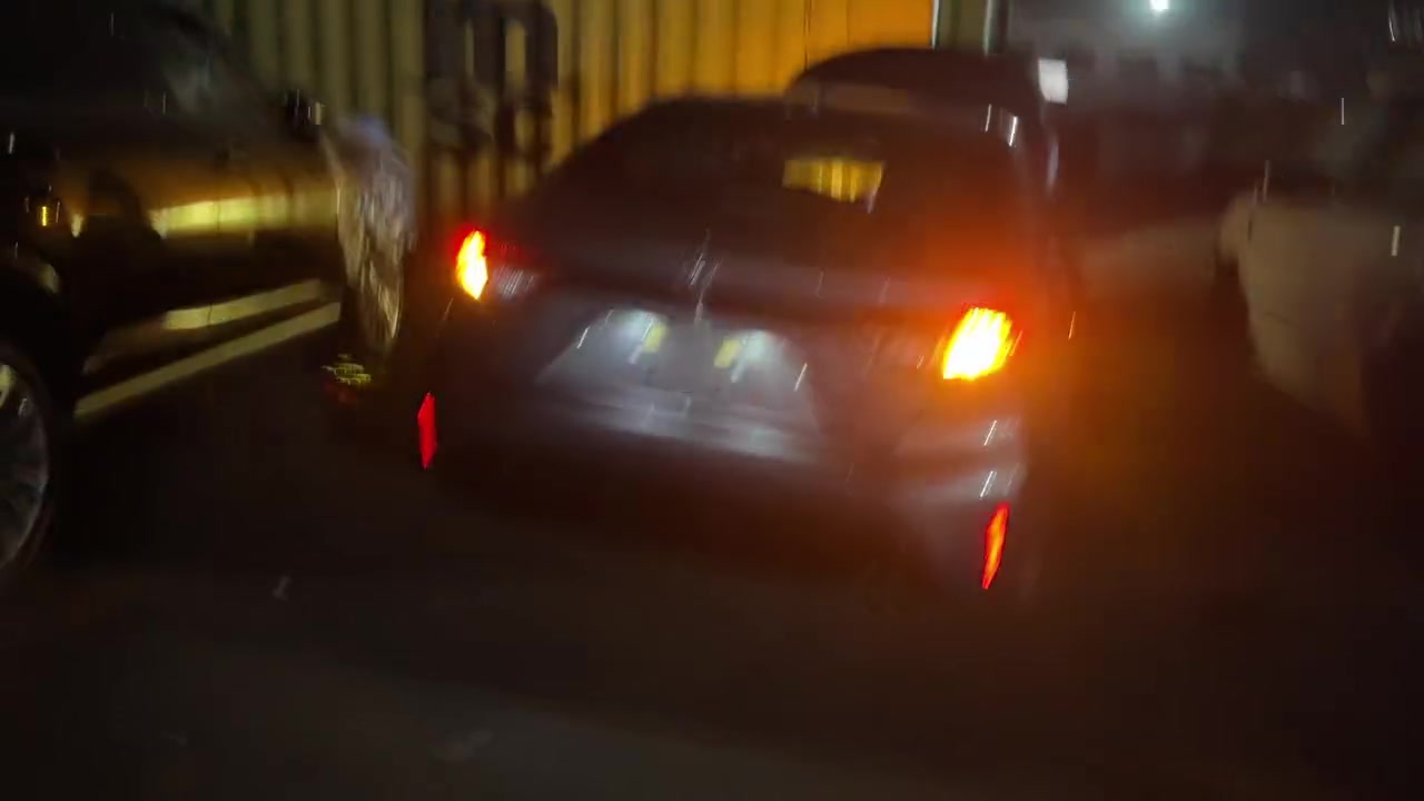كورله 24 se داخل ابيض حادث كما موضح بلصور أرباك رجع سستم ومكينه الفين بانزين السياره شغاله وتمشي حادثه سطحي فقط سياره بعمان مطروحه 100 
واصل باب بيتك بدون رقم وبدون تصليح 125
تواصل اتصل مباشر 
***********
