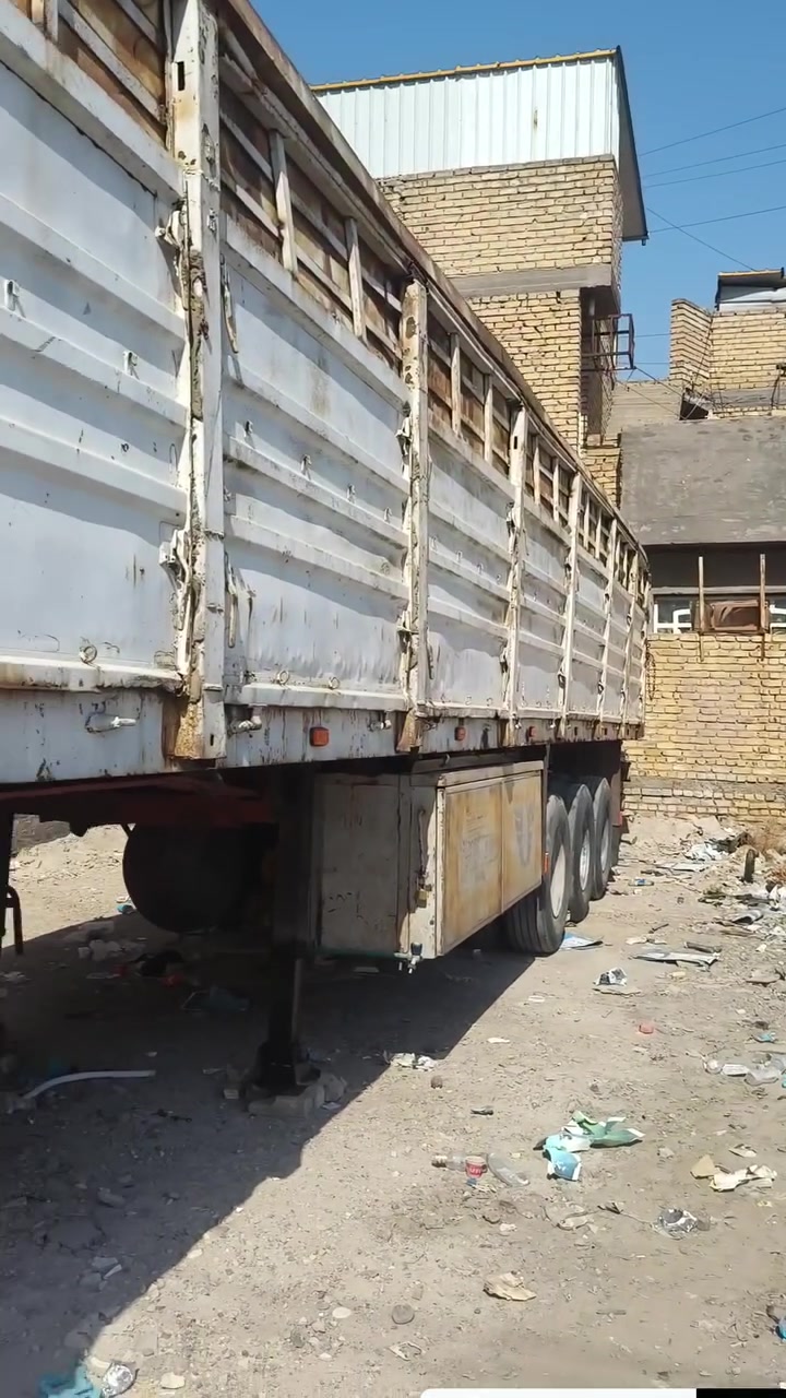 عربانه للبيع
بلوم شريط صيني 

 ٣دناكير الأماني ١٤مدور

كهربائيات كامله 

جاهزه للشغل 

السعر85$وبيها مجال

***********
