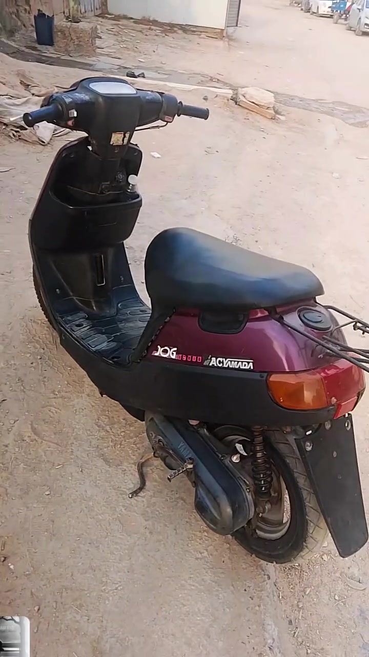 سلام عليكم دراجه للبيع بطه دراجه نضيفه ما مفتوحه شغاله كهربائياته كله شغاله  ... سرعه سعره 225وبيه مجال وما اراوس   ***********

