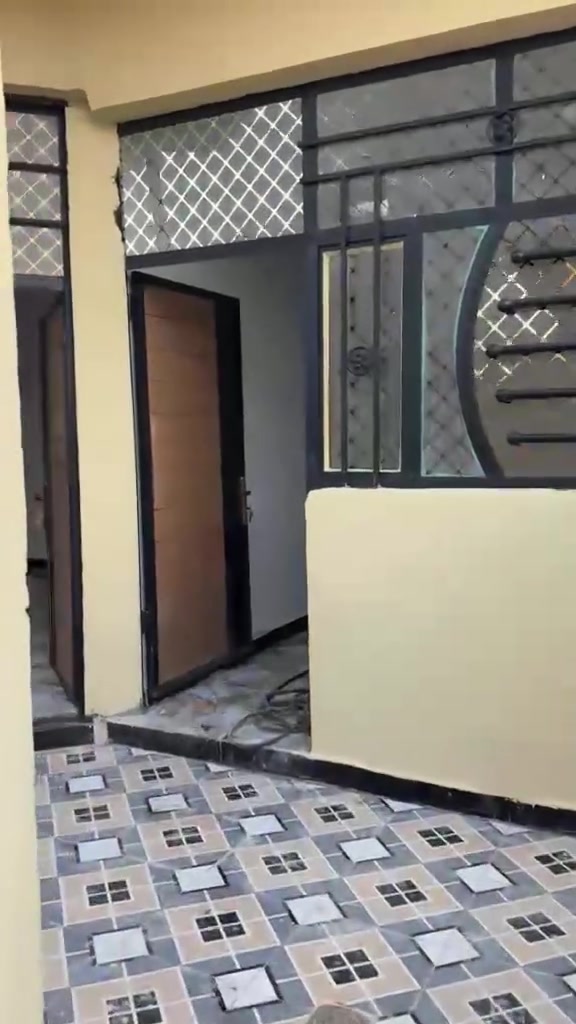 بيت للبيع مساحة 100متر طابو زراعي سند 25 طابق واحد  عنوان البيت ديالى بعقوبة ام العظام مدخل غسل وتشحيم الاوائل للمعلومات مراجعة مكتبنا الكائن في بعقوبة ام العظام الشارع العام او الاتصال على الارقام الظاهرة ***********
***********

