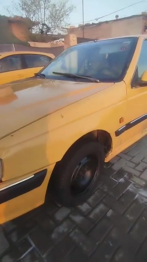 السلام عليكم بيجو للبيع موديل 2015 محرك نظيف كير مكفول مكان بلعمارة سنوية ل 2028 رقم ميسان سعره 37 و بي مجال ***********
