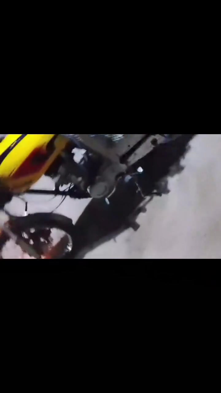 سلام عليكم  دراجه نامه برو انتنس اوراق كامله موديل 24 سعر 500وبي مجال عايزه ترتيبات *********** مكاني كربلاء عين التمر  وشراي يتدلل مستعجل عل بيعته مكينته مامفتوحه
