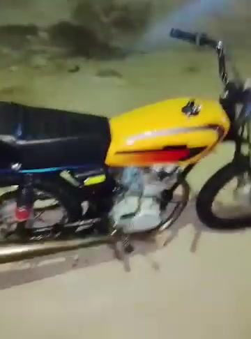 للبيع ايراني مكينه نامه كلشي ما ناقصها طك هندر واطلع مكينه ناعمه وحلوه مكاني بصره ابو الخصيب عوجه السعر 350 وبيها مجال رقم الهاتف (***********)
