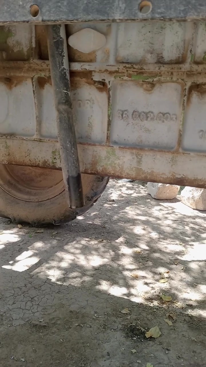 عنتر ثمانين البيع جاهزه حجم ١٢١سته سلندرموديل٨٩ مكان ديالى محرك وكير وهدراليك كلشي شغال وسلف سعر ٧مليون ونص وشراي تعال خاص الستفسار ***********
