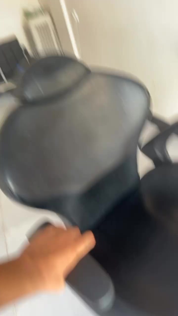 ئه م ئه شيايانه بؤ فرؤشتن ده لاك خانه يه  كي مه زبوت و ساده  ره قه م وه تساب   *********** ناونسشان سلئماني
