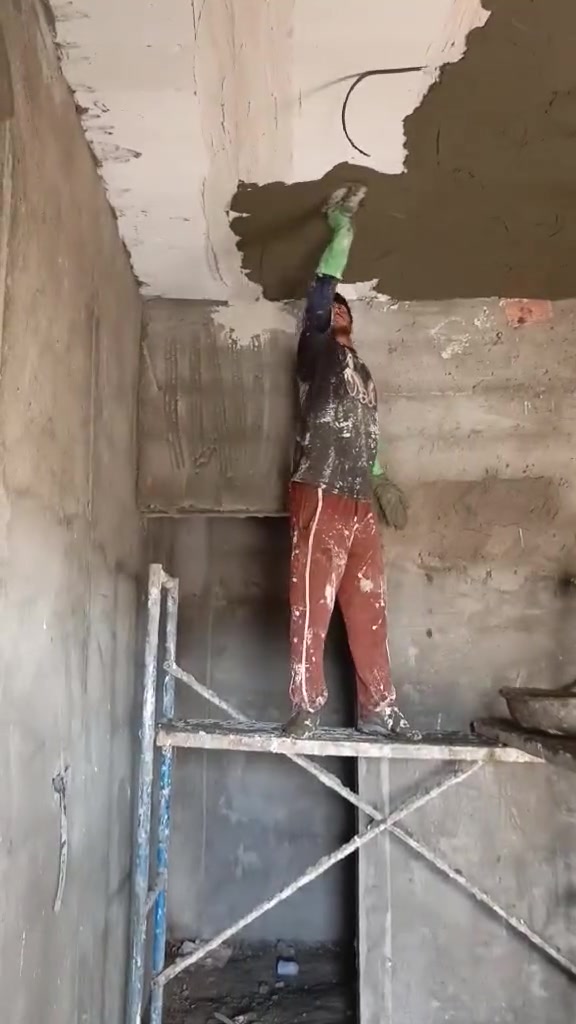 السلام عليكم لباخ متفرغ شغل درجه جص اسمنت واجهيات اوله شرط استلام مهندس اشتغل اكباله يوميه متر التواصل اخاص او انتصال
***********
