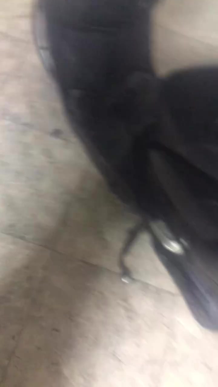 للبيع الشراي يراسني كله شغال نكره سلف ليدي حديث   ب 800 وبي مجال للشرايي
الاتصال على هذا الرقم (***********)
