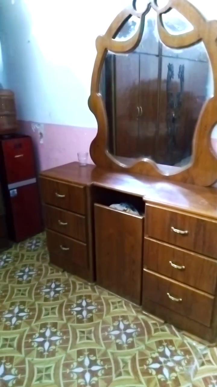 غرفه اخشاب • ٦ باب • درجه اولى