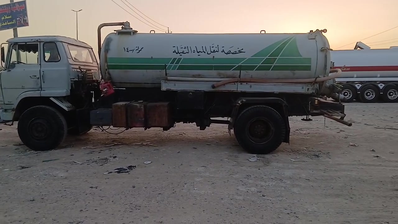 سلام عليكم سيارة للبيع العنوان واسط العزيزيه الاستفسار اتصل ع رقم ***********
